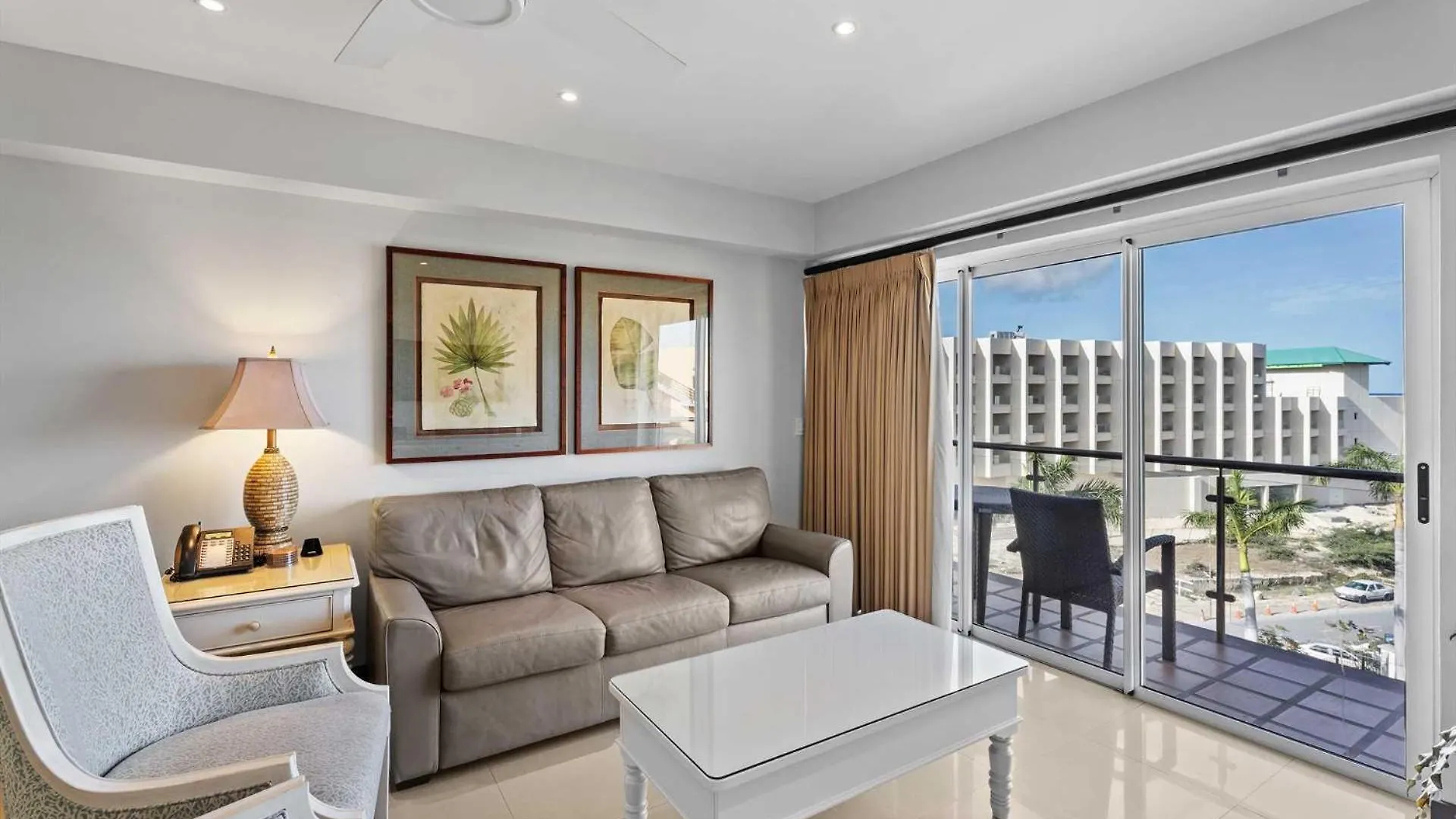 Beachfront - Amber Penthouse 2Br Condo - P512 شاطئ بالم بيت للعطل